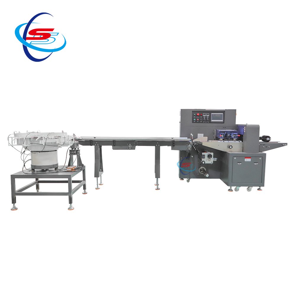 Small spoon packaging machine with vibrating disc